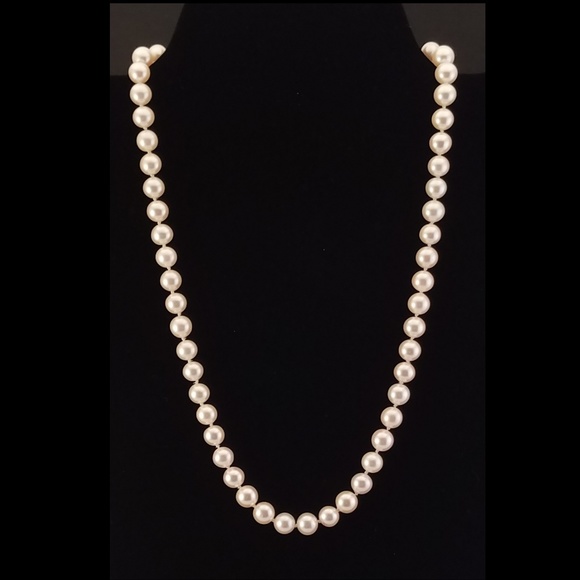 14K Gold  Pearl Necklace with Earrings - Picture 5 of 13